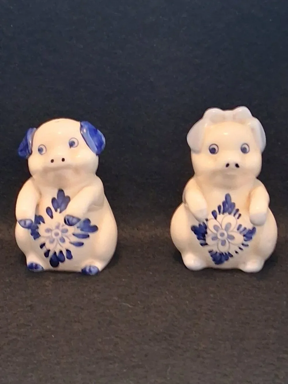 Vintage (1960s - 1980s) Delft Blue Pig Salt & Pepper Shakers Windmill Floral Set